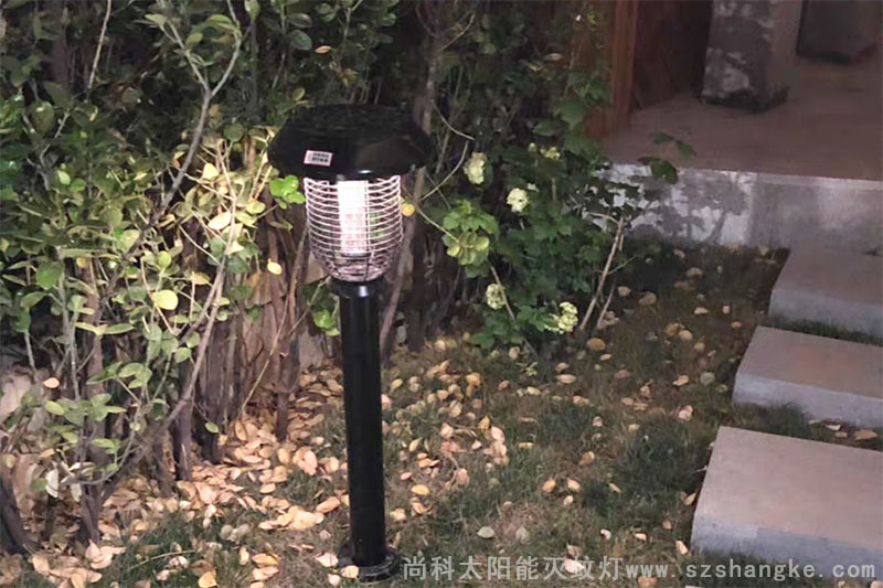 戶外太陽能滅蚊燈照明效果 戶外太陽能滅蚊燈照明效果