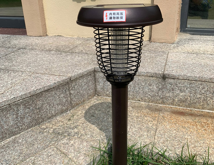 倉庫滅蚊燈是裝在門外還是門內(nèi)